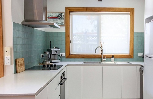 Bermagui House | Salt Water Villa - 15a Barragoot St Bermagui