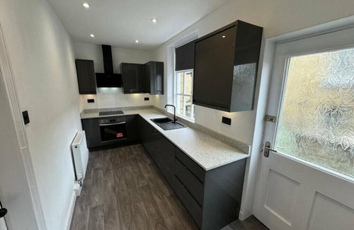 Shipley House | Saltaire retreat, Grade 2 listed 3 bed House