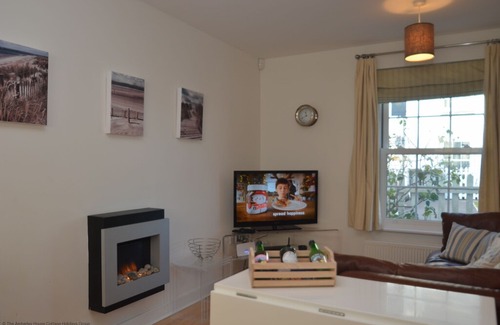 Camber Cottage | Saltmarsh Cottage - Camber Sands