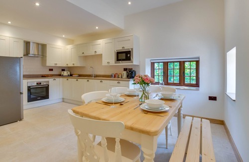 Boughton Monchelsea House | Salts Barn - Two Bedroom House, Sleeps 4