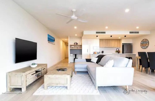 Maroochydore Apartment | SALTWATER CALM@ The Cosmopolitan Unit 10508