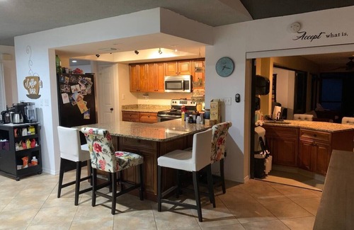 Apollo Beach House | Saltwater Pool | Waterfront | BBQ & Firepits | Smart Home | Kayak