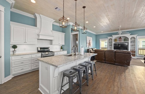 Crystal Beach House | Salty Anchor: 3 BR, 2 BA House in Crystal Beach, Sleeps 8