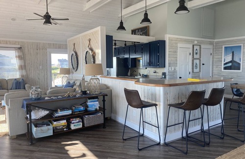 Corolla House | Salty Anchor oceanfront sunrise Carova4WD only! Pets not allowed!