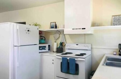 Waldport Apartment | Salty Crab & Seahorse - Fire Pit