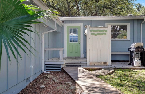 Grayton Beach House | Salty Dawg - Grayton Beach, 30A, Close to the Red Bar, Bike to Seaside!