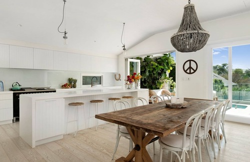 Newport House | SALTY DAZE by Palm Beach Holiday Rentals