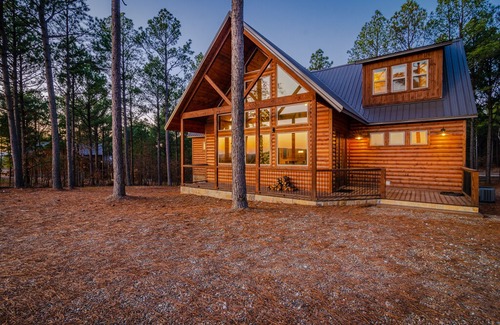 Broken Bow Cabin | Salty Dog Lodge HIGH LUXE 4 Bedroom with SUNSET Views! 4 King Master Suites and