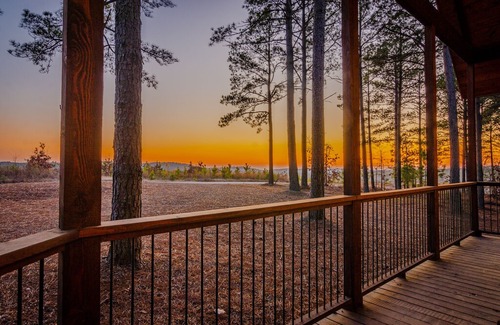 Broken Bow Cabin | Salty Dog Lodge HIGH LUXE 4 Bedroom with SUNSET Views! 4 King Master Suites and