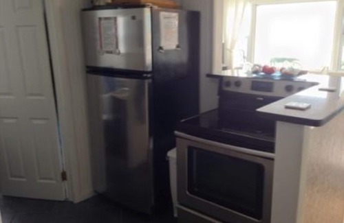 Dewey Beach Condo | SALTY KISS SEASIDE - OCEANFRONT DOG-FRIENDLY CONDO