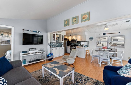 Nettles Island House | Salty Mermaid: Charming Beach Cottage in Beautiful Jensen Beach
