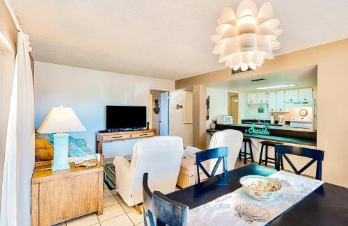 New Smyrna Beach Apartment | Salty Mermaid