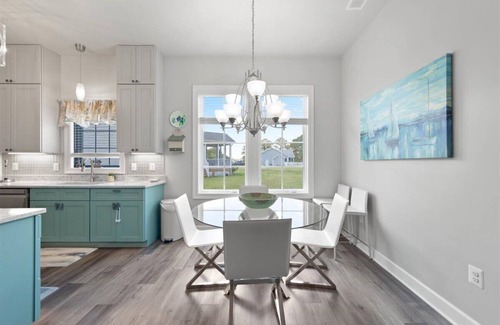 Captain's Cove House | Salty Paws - Dog Friendly and close to Chincoteague!