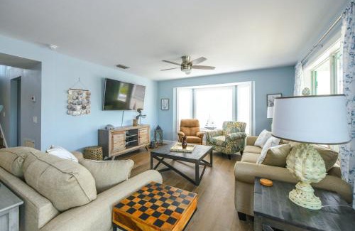 Anna Maria House | Salty Pirate - NEW Luxury Canal Front Home wWater View PoolSpa Bikes Kayaks Toys