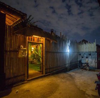 Batu Bolong House | Salty Shakas Bamboo Stay Canggu