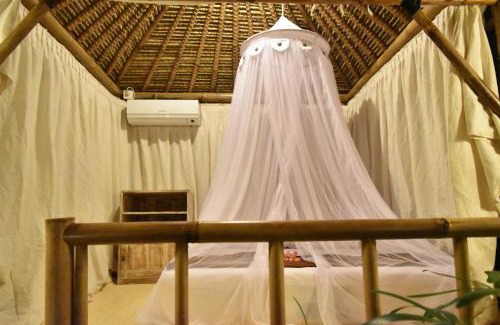 Batu Bolong House | Salty Shakas Bamboo Stay Canggu