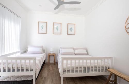 Callala Beach House | Salty Shores Jervis Bay I 3 Mins to Beach