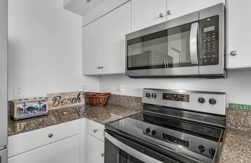 Panama City Beach Condo | “Salty Shores Retreat”~Shores of Panama~1bedroom plus bunk~Lagoon Pool