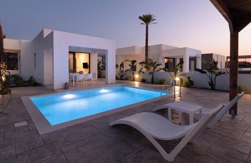 Petaloudes Villa | Salty Sun Luxury Villa 7