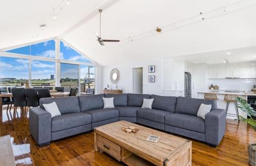 Port Fairy House | Saltys