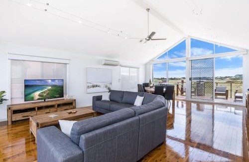 Port Fairy House | Saltys