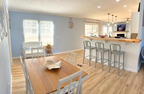 Prosperity Apartment | Saluda Lake Escape
