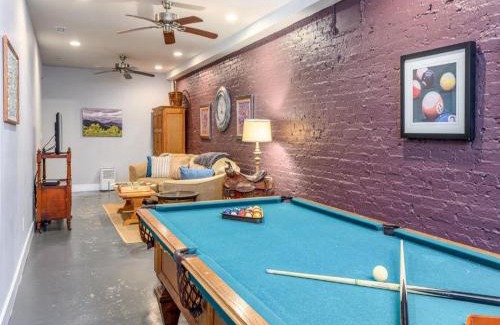 Saluda House | Saluda Proper Downtown Saluda contemporary downtown Mountain Luxury HOT TUB TIEC