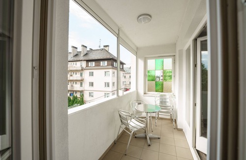 Loretto Apartment | Salzburg: Apartment RIVERSIDE 2 for 1 - 12 people