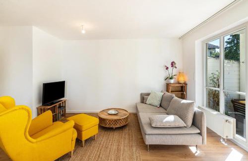 Furstenfeldbruck District Apartment | Sam's Homestay