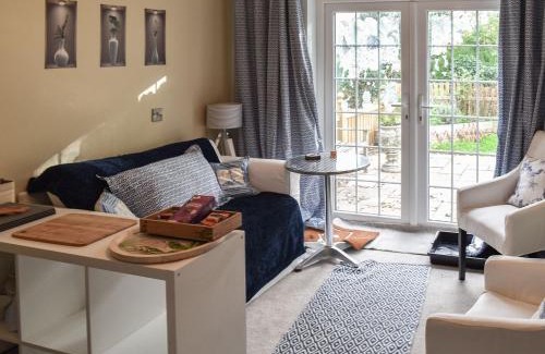 Birchington House | Sam's Snug