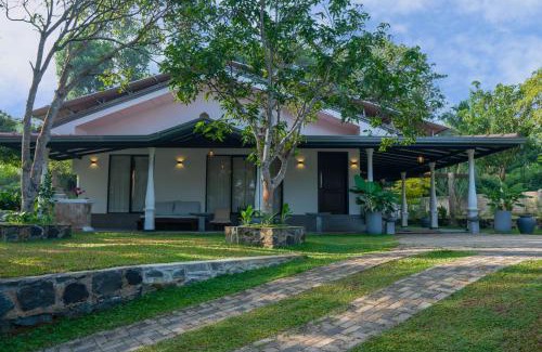 Rathgama Hotel | Samadhi Lagoon Villa