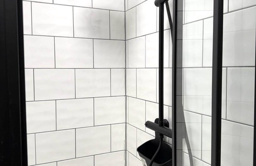 Spitalfields Apartment | Samantha | En-suite double room Near Liverpool Street