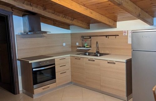 Kamena Vourla Apartment | Samaras Apartments - Mountain View Attic
