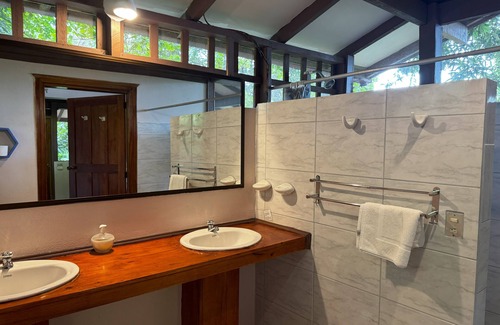 Hone Creek Cabin | Samasati Rainforest Bungalows