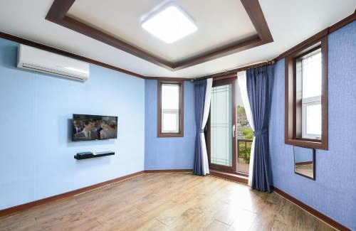Samcheok House | Samcheok Duelkkot Pension