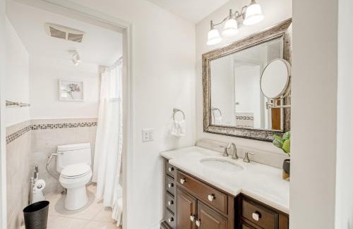 South Beach Apartment | Samira's South Beach Paradise
