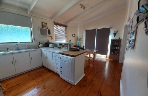 Dalrymple House | Sammy's Retreat Beach Holiday House