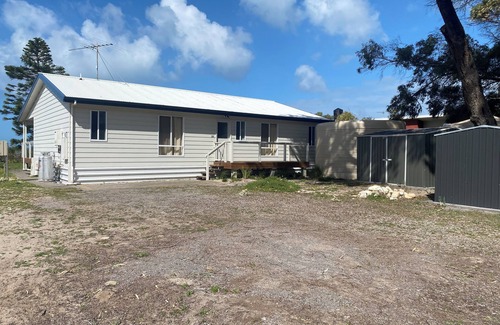 Coonarie House | Samphire Stays at Foul Bay - Beachfront, tranquil location, Off peak special!