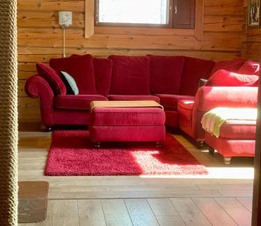 Ranua Ski Chalet | Sampo Chalet with Hot Tub