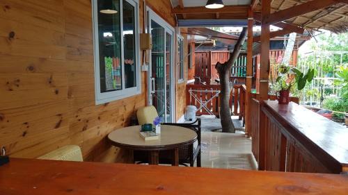 Sam Roi Yot Ski Chalet | Samroiyod Nature and Art Retreat