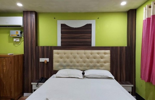 Mandarmani Hotel | SAMUDRA SAKSHI
