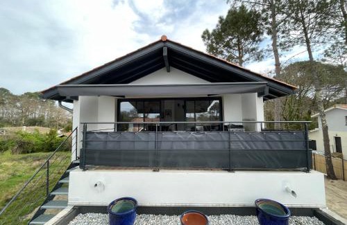 Capbreton Apartment | Samui - Equipé borne de recharge - Powering Station Electric Car