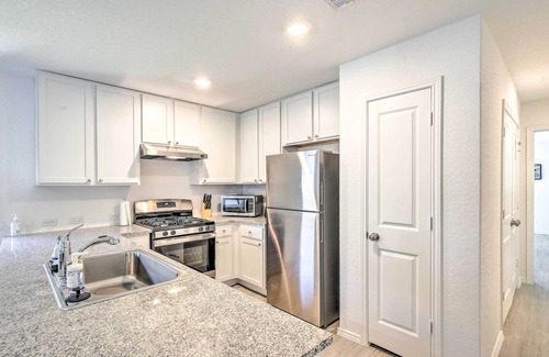 San Antonio House | San Antonio Home w/Smart TVs ~ 11 Mi to Dtwn!