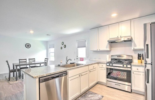 San Antonio House | San Antonio Home w/Smart TVs ~ 11 Mi to Dtwn!
