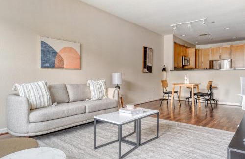 San Bruno Apartment | San Bruno 1BR w Pool Gym WD nr highways SFO-996