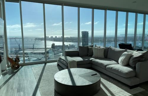 East Village Apartment | San Diego Convention Center Padres Ocean Views SD Zoo