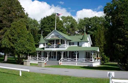 Valois House | San Felice, a historic villa on Seneca Lake