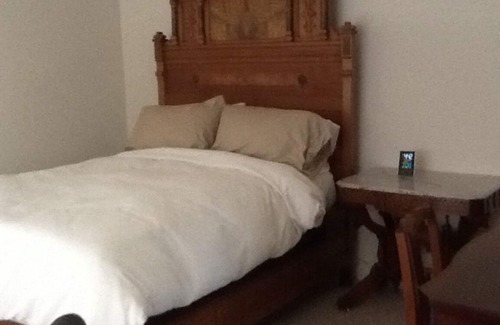 Shasta-Hanchett Park Cottage | San Jose Rosegarden Cottage - Business Ready