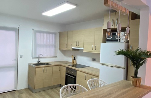 Coveta Fuma Ski Chalet | San Juan Beach, White House