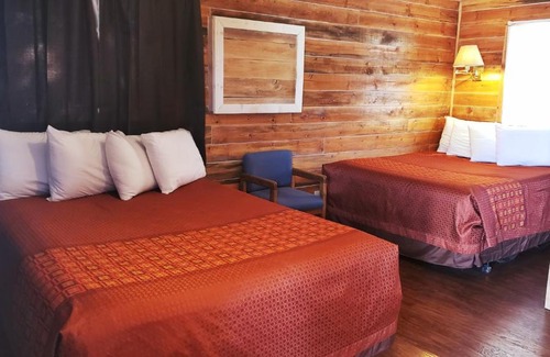 Pagosa Springs Hotel | San Juan Motel & Cabins